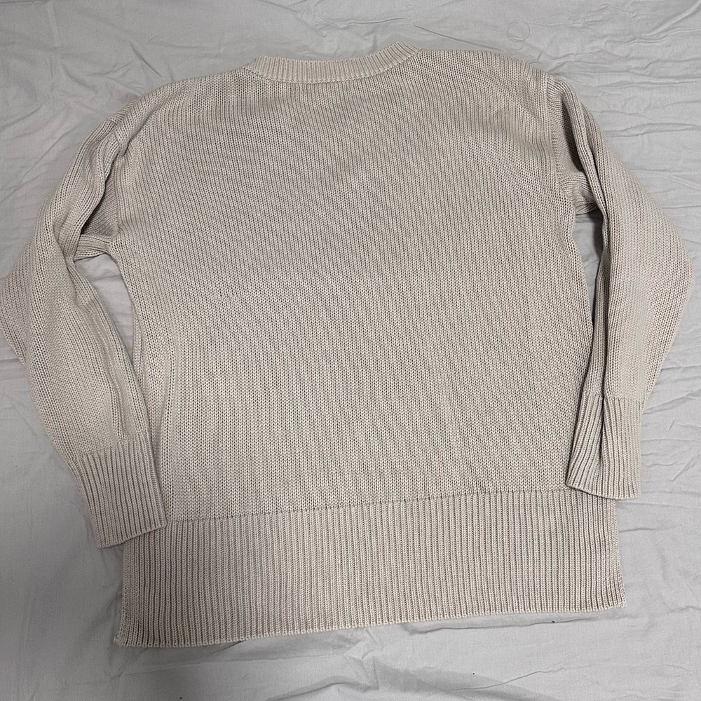 Sweater - Picture 5 of 7